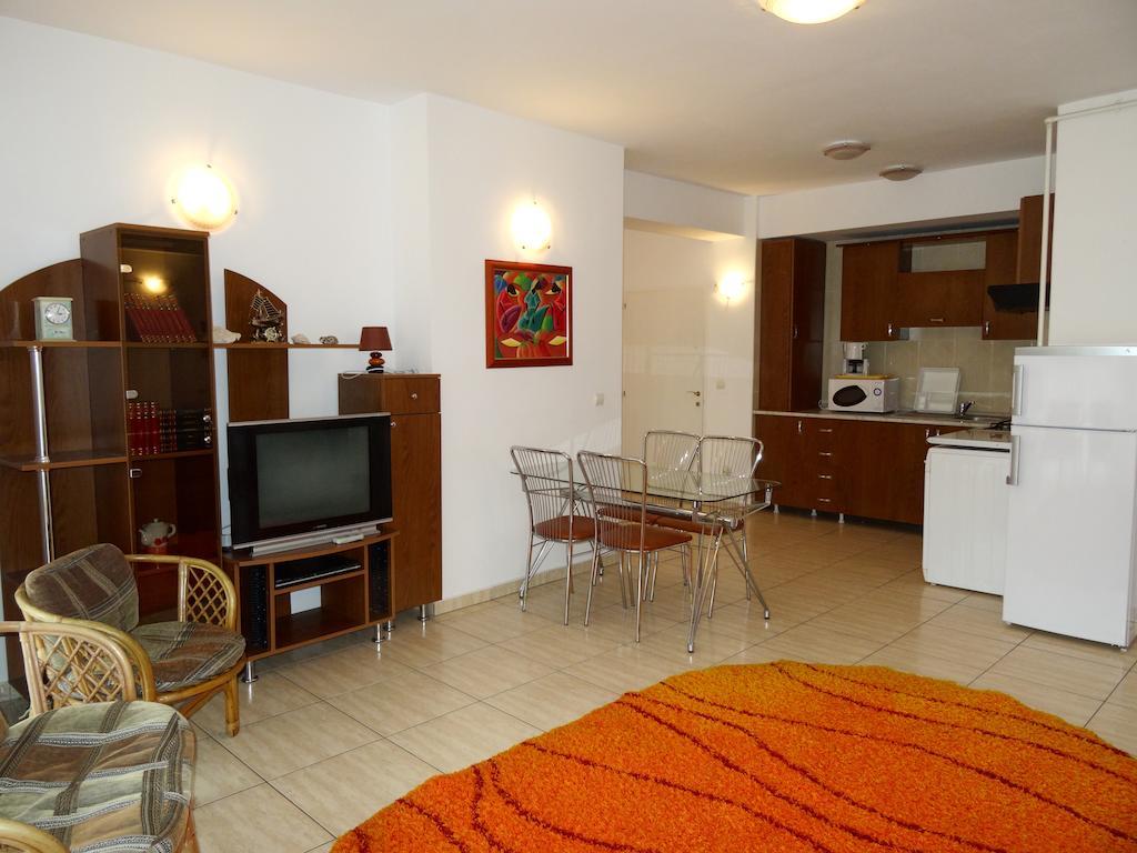 Club Topaz Apartments Neptun Værelse billede