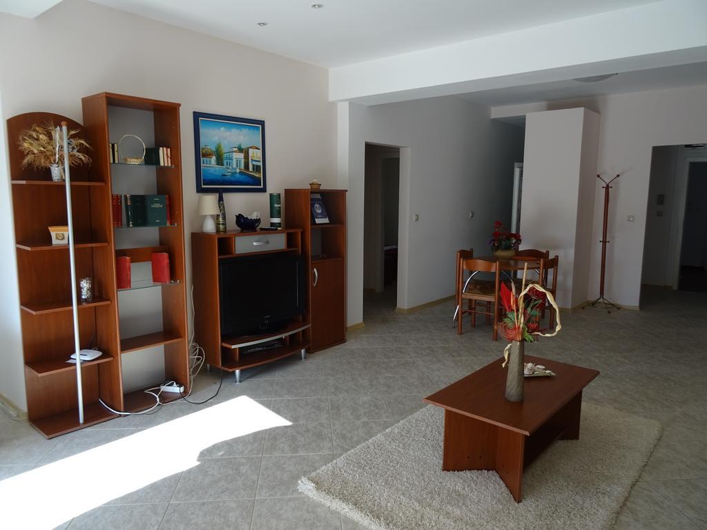 Club Topaz Apartments Neptun Eksteriør billede