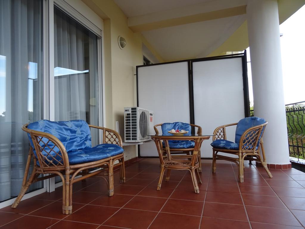 Club Topaz Apartments Neptun Eksteriør billede