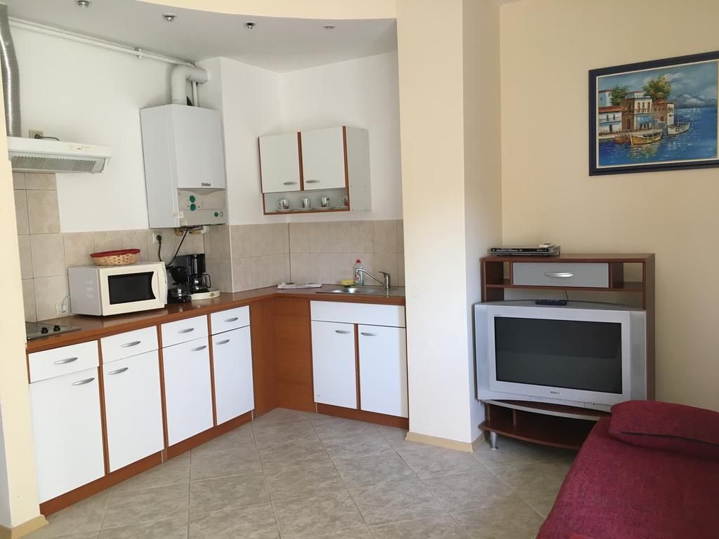 Club Topaz Apartments Neptun Værelse billede